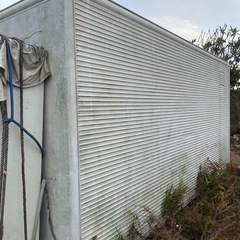 トラックコンテナ　早めのお取引可能な方の画像