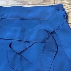 ネイビー ラップスカート ミニ丈 リボン付きの画像