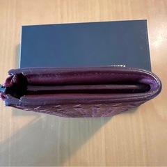 ボッテガヴェネタ　イントレチャート　ラウンドファスナー　長財布　赤の画像