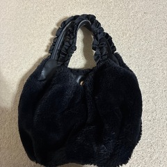 フェイクファーフリル手提げバッグの画像