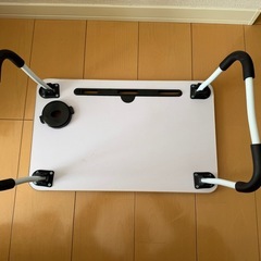 【ジャンク品】ドリンクホルダー&タブレット立て付き　折りたたみ机の画像