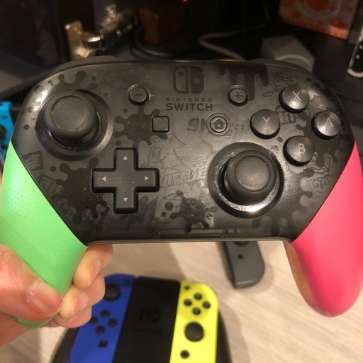Switch本体 ＆  コントローラー