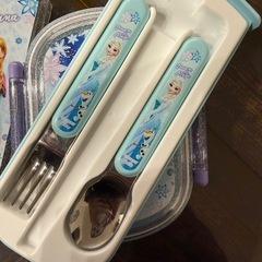 アナ雪 お弁当箱の画像