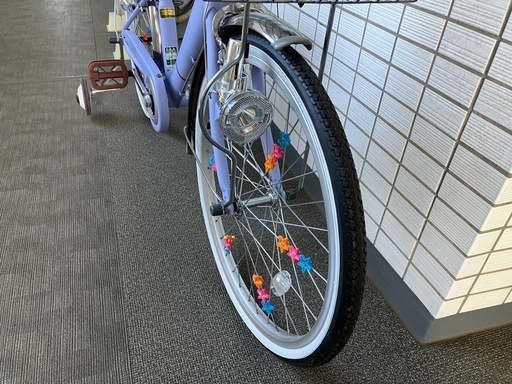 20インチ　キッズ自転車　補助輪付