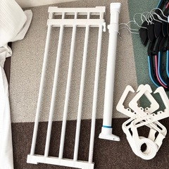 【大量】ハンガー・ランドリー用品・突っ張りポール一括セット（使用感あり） の画像