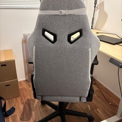 ゲーミングチェアの画像