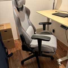 ゲーミングチェアの画像