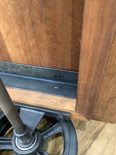 車輪付きセンターテーブル　crashgate入荷しました!