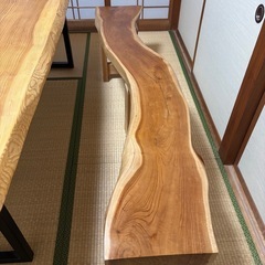 高級　一枚板ダイニングテーブル　杉材の画像