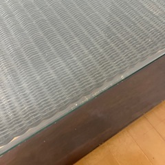 a.flat ラタンガラステーブル ダークブラウンの画像