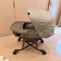 コンビ　ネムリラ　
BEDi ハイローチェア　オートスイング　Combiの画像