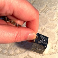 CHEMISTRY キーホルダーの画像