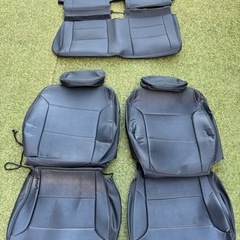 ジムニーJB23W シートカバー 全席セット 6型で使用 ブラックレザー調！
の画像