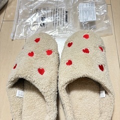 二つセット新品暖かい室内用サンダーの画像