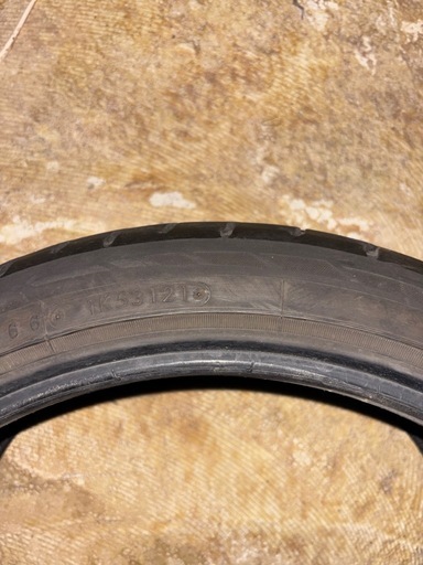 NITTO NT555  2021年製 215/45R18 4本