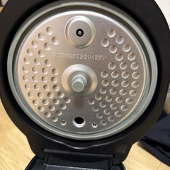 【通電済/炊飯器3合アイリスオーヤマ】の画像