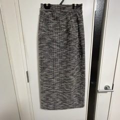 GRLのツイードビスチェとスカートセットです☺️の画像