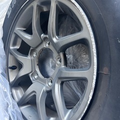 ジムニーJB64タイヤとホイールの画像