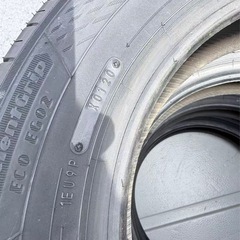 四本セット　
タイヤ　175/65/R14の画像