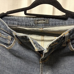 レディース デニムパンツ スキニー風 Mサイズ 濃紺 シンプルの画像