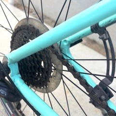 【値下げ⭕️】ビアンキ クロスバイク 520mm タイヤ新品 鍵、空気注ぎ付きの画像