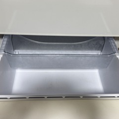 冷蔵庫　AQR-SV24Gの画像