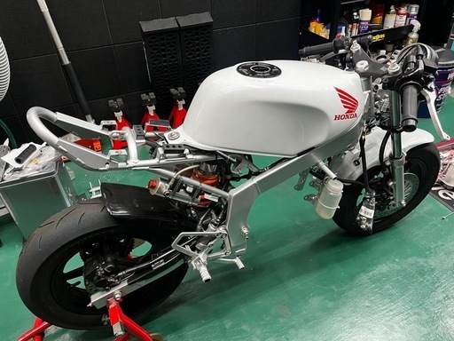ホンダNSF100