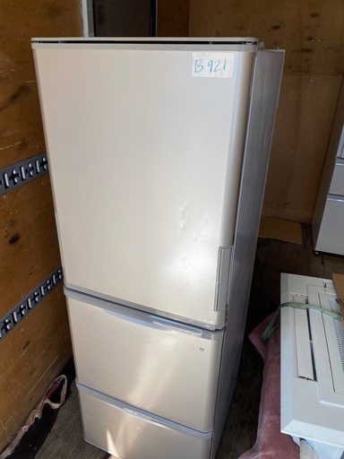 NO B921?福岡市内配送設置無料✨?冷蔵庫 ゴールド系 SJ-W353G-N [350L /3ドア /左右開きタイプ] 2020年