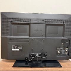 【動作OK】32型液晶テレビ SHARP リモコン付の画像