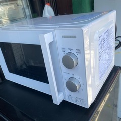 YAMADASELECT 単機能電子レンジ 60Hz(西日本専用) アーバンホワイト YMW-M17JW6 2022年の画像