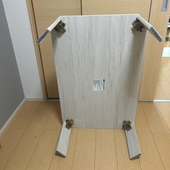 ニトリ　ホワイトローテーブル の画像