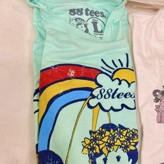 ハワイお土産セット　88teesのTシャツ、大型バスタオルなどの画像