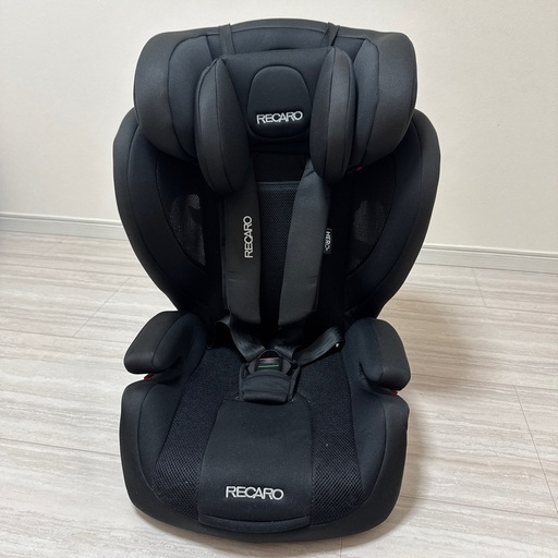 【※受け渡し可能3/27ごろまで】おまけつき　　　入手困難品　レカロ RECARO チャイルドシート ジュニアシート j1 SELEC