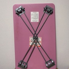 折りたたみ机　ピンクの画像