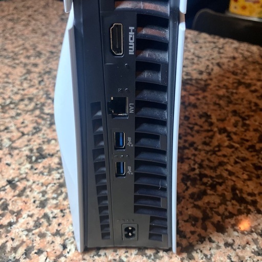 新型PS5 本体　CFI-2000A01