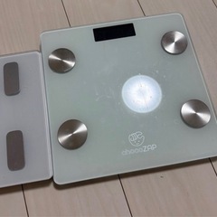 OMRON体重計の画像