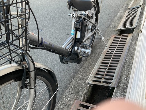 787  ヤマハ最新機種電動アシスト自転車pas cityV24インチグレーアルミボディー