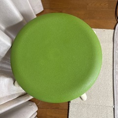 丸スツール イス スタッキング可　16脚ありますの画像