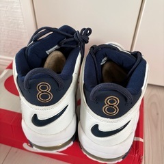 スニーカーの画像