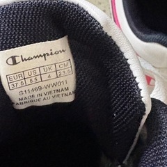 【取りに来てくれる方限定】チャンピオン　スニーカー　23.5㎝の画像