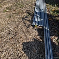 中古 単管パイプ 5m、6m、1本1500円6m1800円の画像