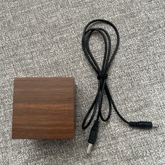 キューブ　時計　木目調の画像