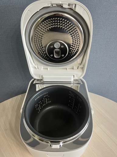 【傷なし美品】パナソニック IH炊飯器 ライス＆クッカー（SR-UNX101）
