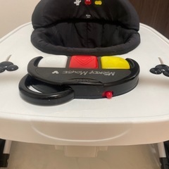 ミッキーの赤ちゃん歩行器の画像