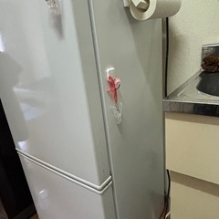 【3月18日に取引出来る方対象 】2ドア冷蔵庫（冷凍庫付き）の画像