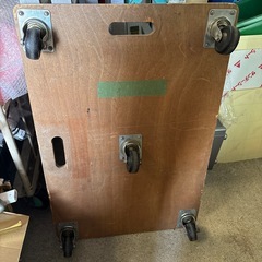 キャスター付き木製台車　の画像