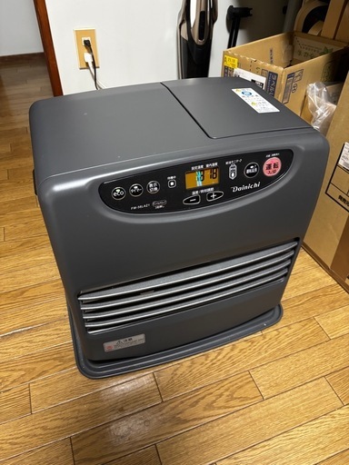（値下げ）ダイニチ灯油ファンヒーター➕18Lタンクと電動ポンプ