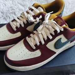 Nike Air Force 1 バーガンディ/クリーム【27.5cm】の画像