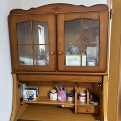 イトーキ学習デスク(ライディングデスク)の画像