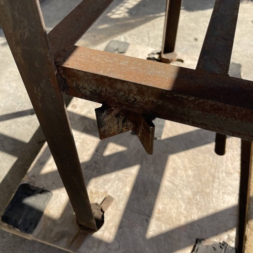 ww5/32 鉄製 作業台 自作 W79×D75×H140.5cm 製作 溶接 加工 作業 ガレージ 倉庫 工場 中古品 ★直接引取限